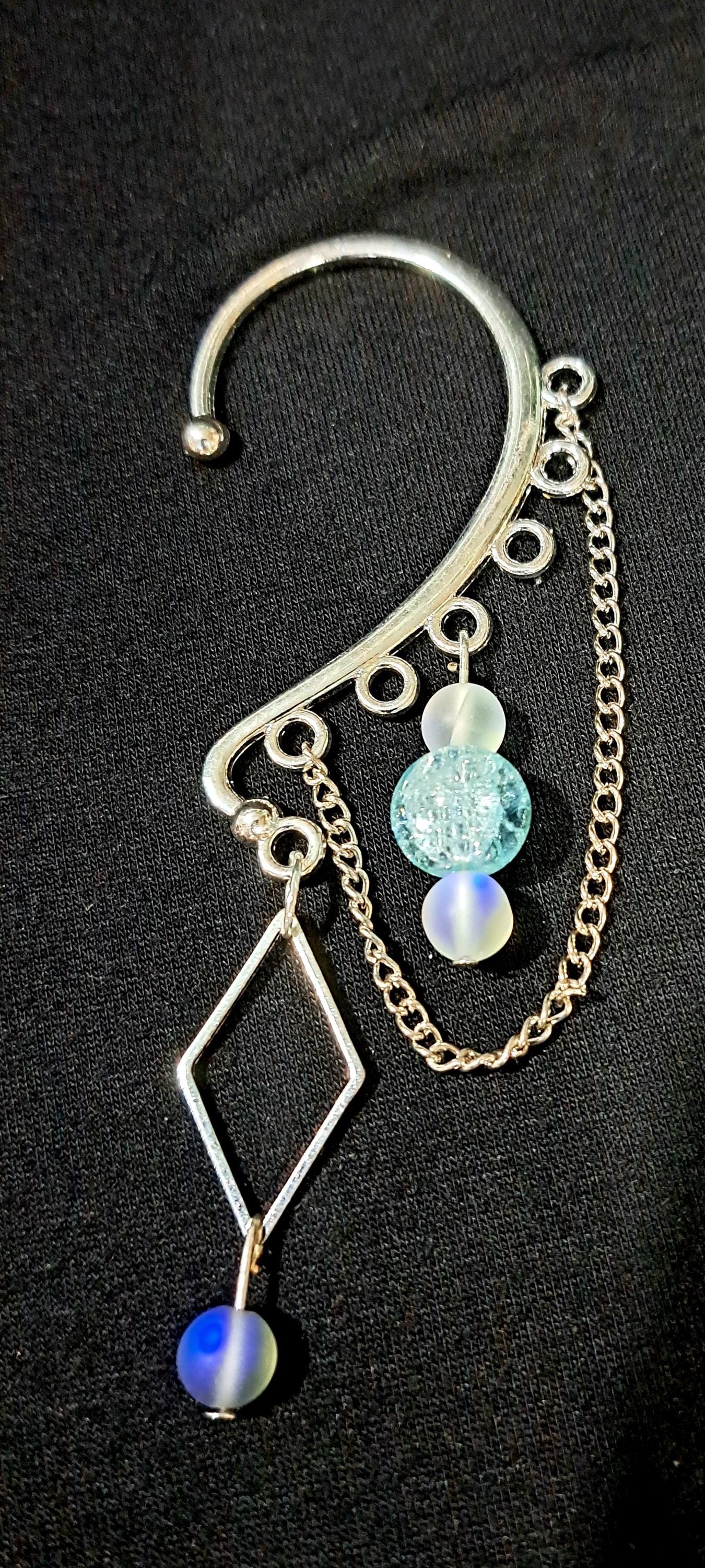 Weiss Ear Cuff